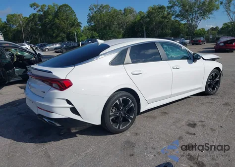 2021 Kia K5 Gt-Line z USA, uszkodzony, nr VIN 5XXG64J29MG051232